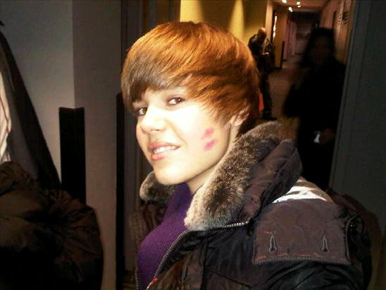 justin bieber funny pictures 2010. justin bieber funny faces
