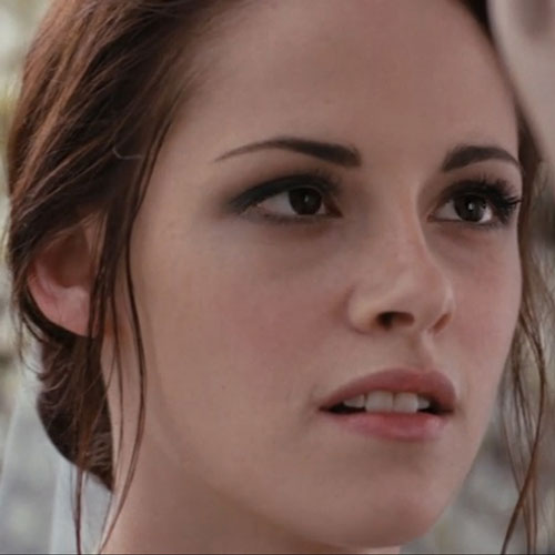 The wedding scene in Breaking Dawn Part 1 is enchanting and Bella Swan 39s